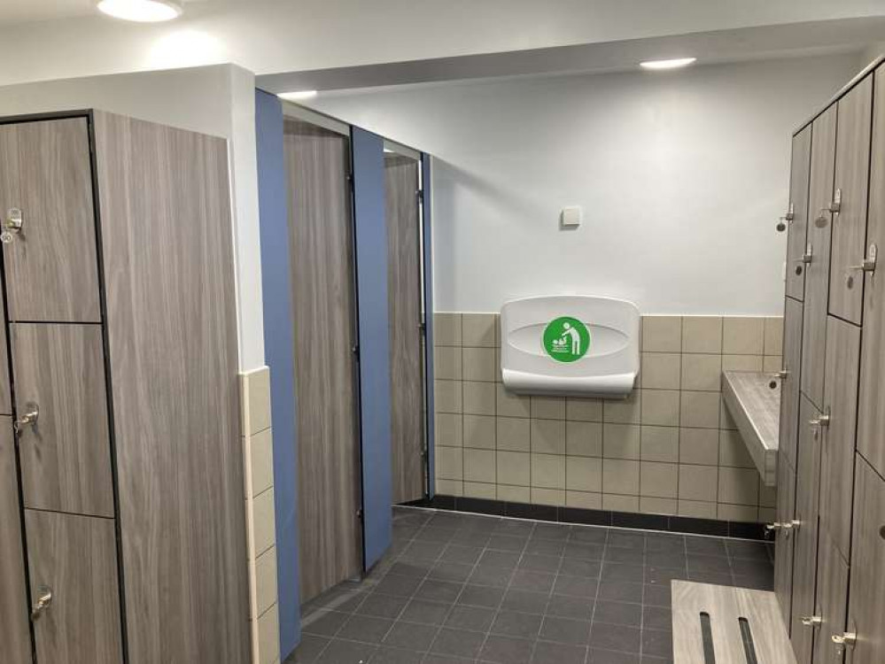 The male changing area (Nub News, Will Goddard)