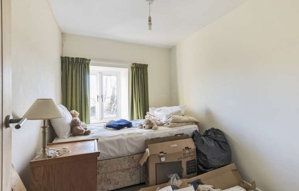 Upstairs bedroom (Bradleys Honiton)