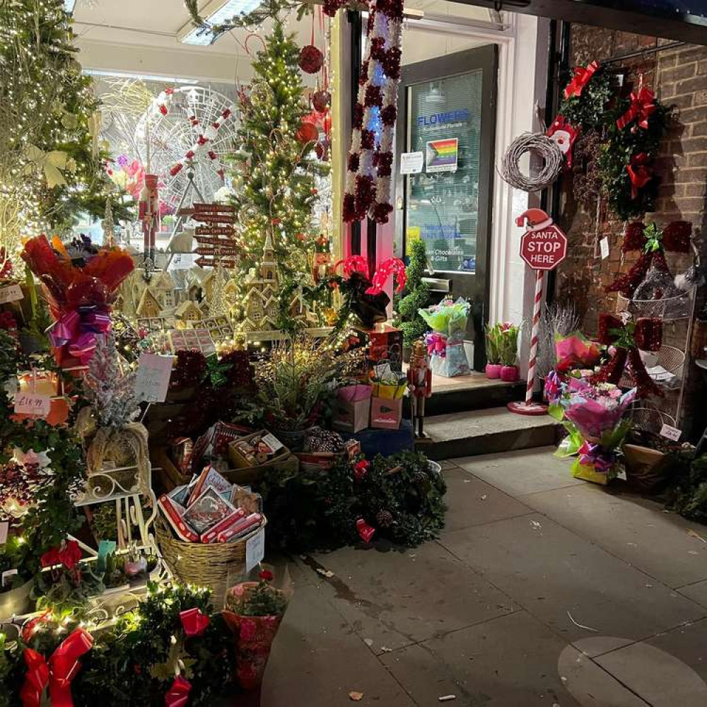 Businesses along the high street get into the festive spirit (Photo: Maldon Christmas Festival)