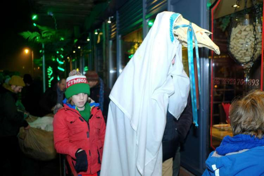 Penarth's Mari Lwyd visits restaurants along the seafront with singers and musicians Penarth's Mari Lwyd visits restaurants along the seafront with singers and musicians