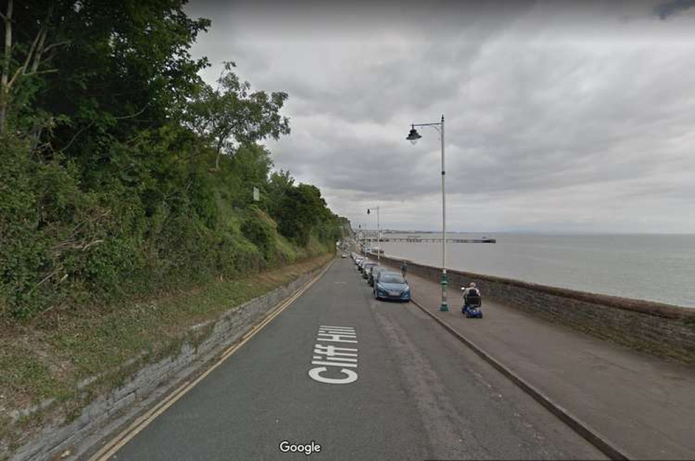 The streetlights on Cliff Hill. (Image credit: Google Maps/Street View)