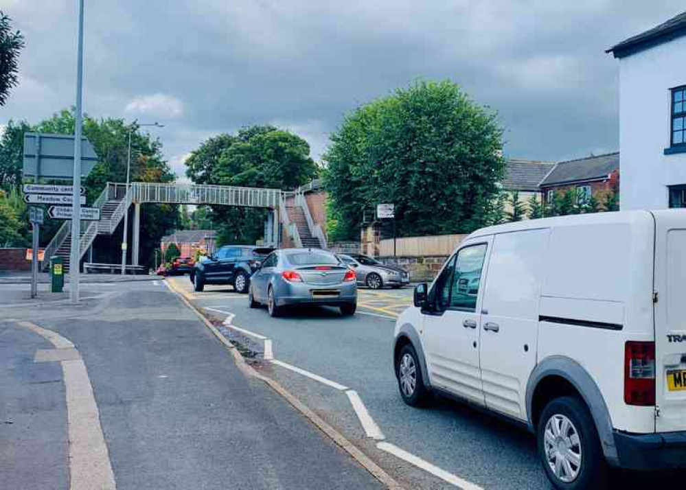 Traffic builds up around the Fluin Lane junction in Frodsham Traffic builds up around the Fluin Lane junction in Frodsham