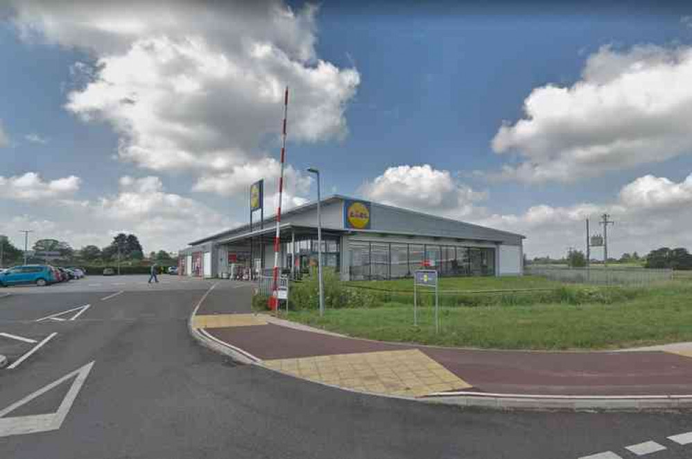 Lidl in Street - see today's supermarket opening times (Photo: Google Street View) Lidl in Street - see today's supermarket opening times (Photo: Google Street View)