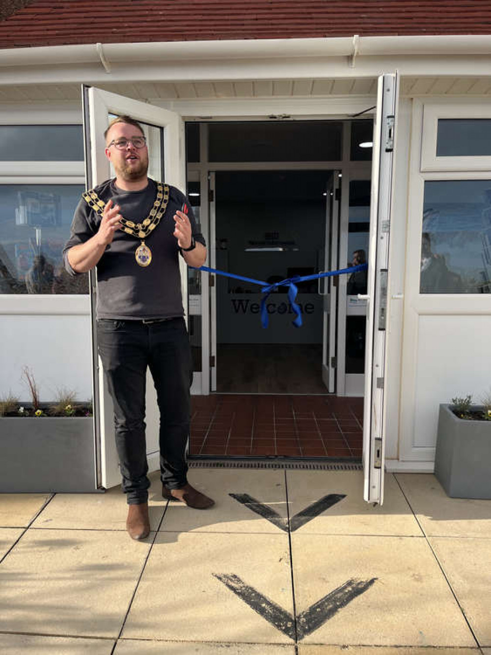 The Mayor of Seaton, Cllr Dan Ledger, opens the new Tourist Information Centre