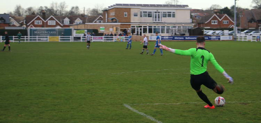 Keeper Luke Avenall signed from Brightlingsea (Picture credit: Ian Evans)