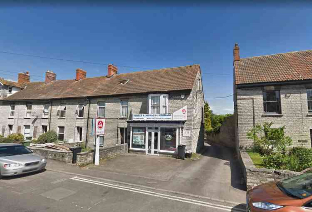 Street Removals and Storage in Street (Photo: Google Street View) Street Removals and Storage in Street (Photo: Google Street View)