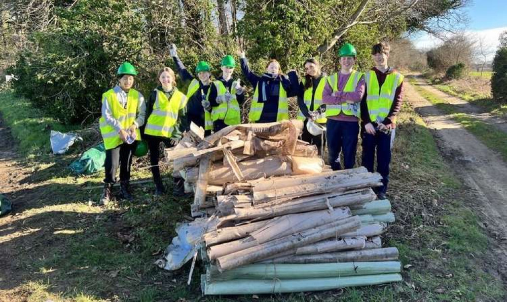 RHS pupils clearing plastic waste (Picture contributed)