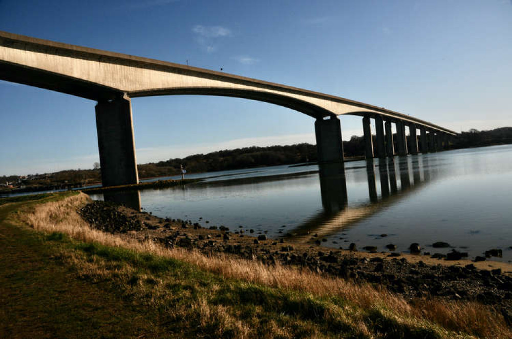 Incident on Orwell Bridge last Wednesday (Picture credit: Peninsula Nub News)