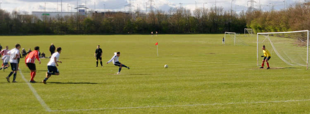 Lewis Crawford grabs his first ever Woolverstone goal (Picture credit: Nub News)