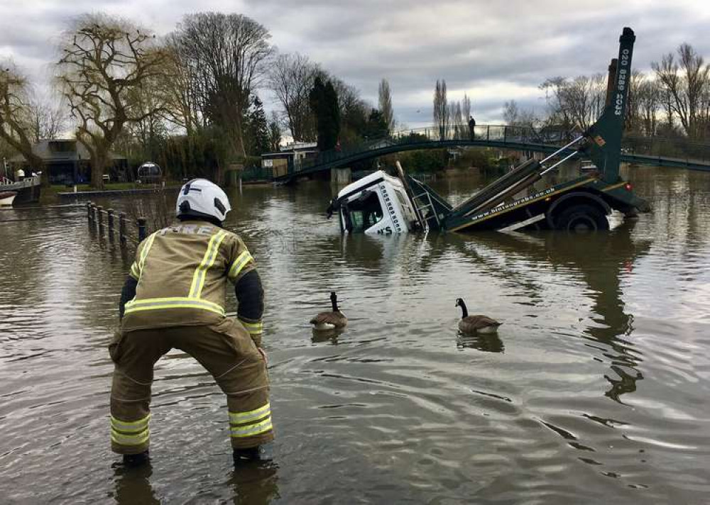 A lorry driver had to be rescued after his vehicle fell into the Thames at Twickenham (Image: Ruth Wadey)