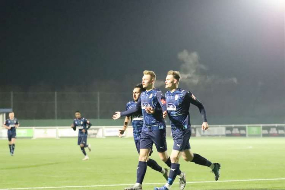 Ryan Scott put Aveley level. Picture by Kevin Lamb (Lambpix).