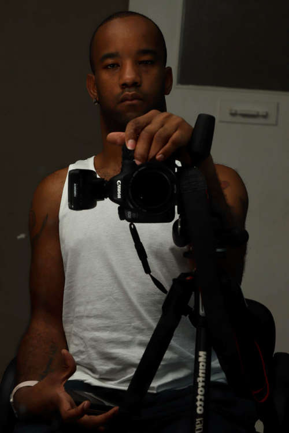 Self Portrait – copyright © and courtesy Dexter McLean. Self Portrait – copyright © and courtesy Dexter McLean.