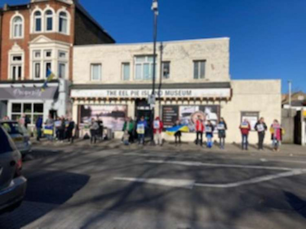 More than 40 people waving Ukraine flags and carrying placards signalled their support for loved ones in Ukraine in York Street on Sunday. Credit: Twickenham Tweets.