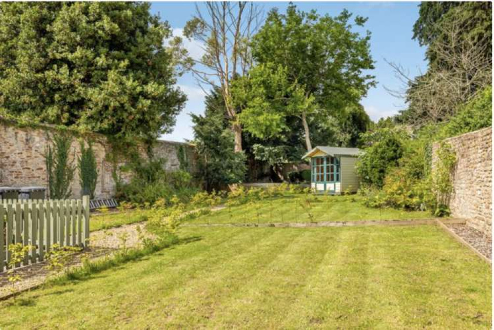The large garden provides plenty of space to relax al fresco The large garden provides plenty of space to relax al fresco