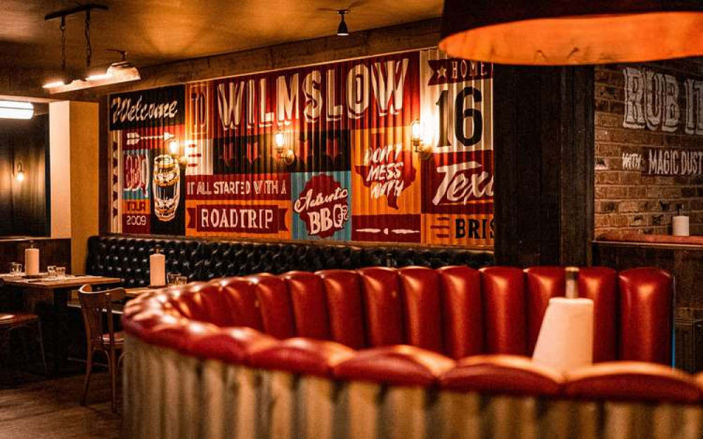 Wilmslow iconography adorns the walls, with the Manchester bee nodding to the Boddington beer, which was the namesake of the pub that once stood on this site. (Image - @HickorysWilmslow)