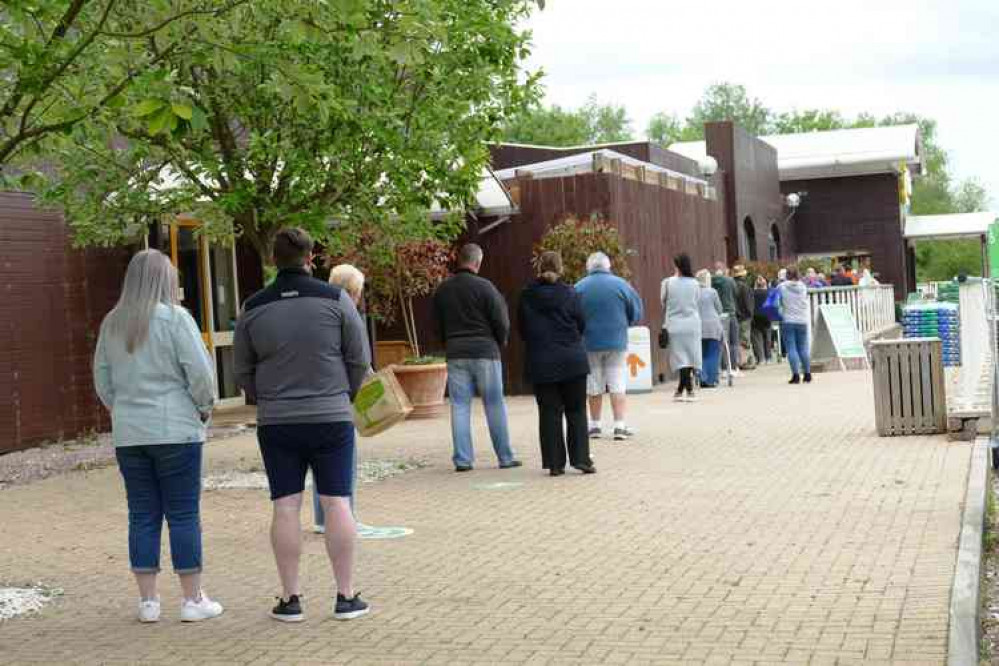 Queue gardens: Dobbies back on May 13