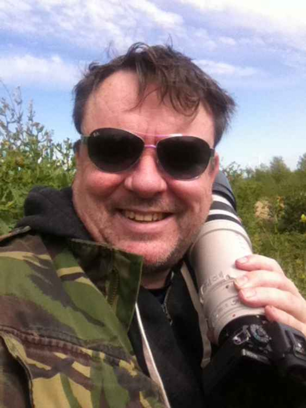 Duncan indulging in one of his favourite hobbies: photography. Duncan indulging in one of his favourite hobbies: photography.