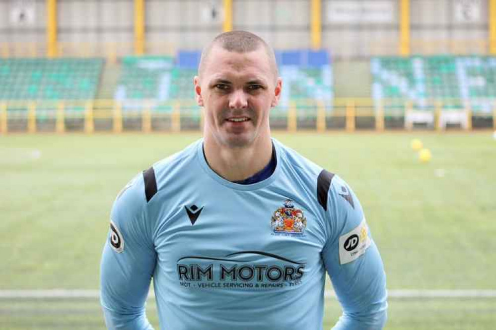 Goalkeeper Lee Idzi Goalkeeper Lee Idzi
