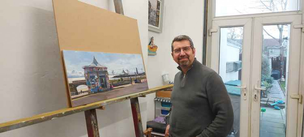 Malcolm Murphy with his work 'Barry Island Pleasure Walk'