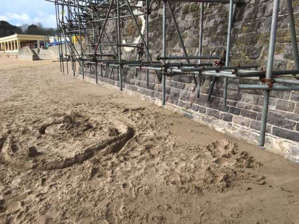 (Photo by Visit Barry Island Facebook page) The scaffolding at Giovanni's was left hanging after the storm reduced the sand level