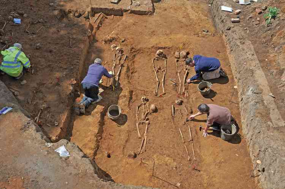 Surrey County Archaeological Unit excavating the site (photo courtesy of SCAU).