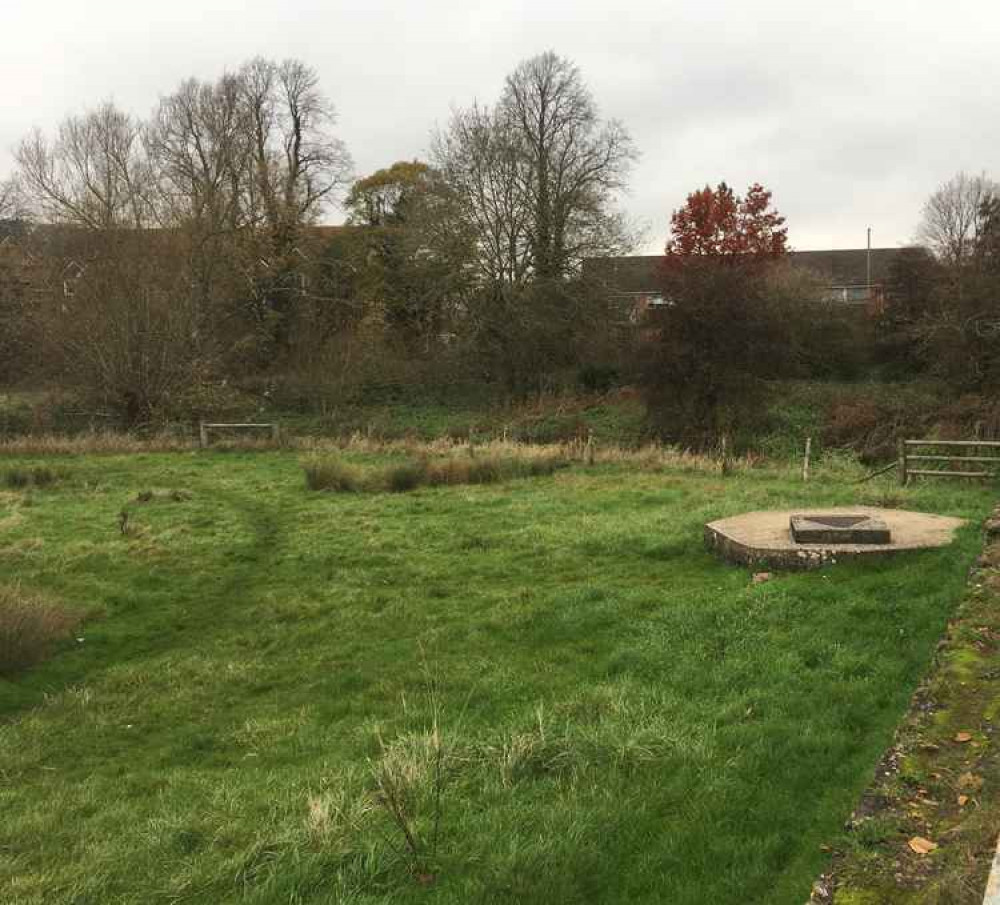 The killers were hanged on a corner of the Lammas Lands before a crowd of thousands. The killers were hanged on a corner of the Lammas Lands before a crowd of thousands.