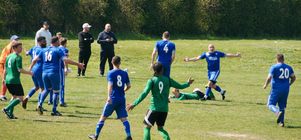 Tommy Smith won penalty (Picture credit: Peninsula Nub News)