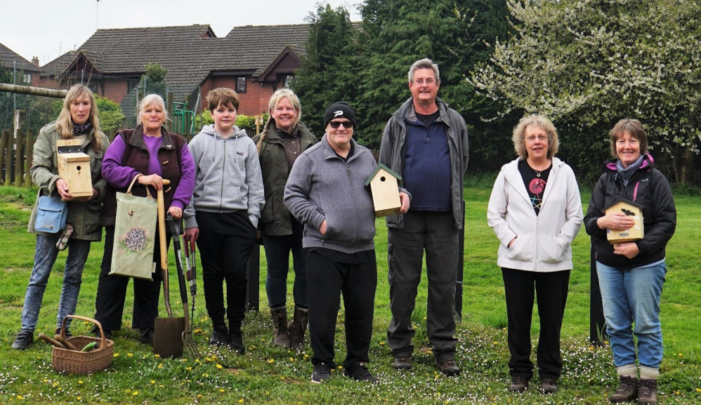 Some of the volunteers who came along to help.