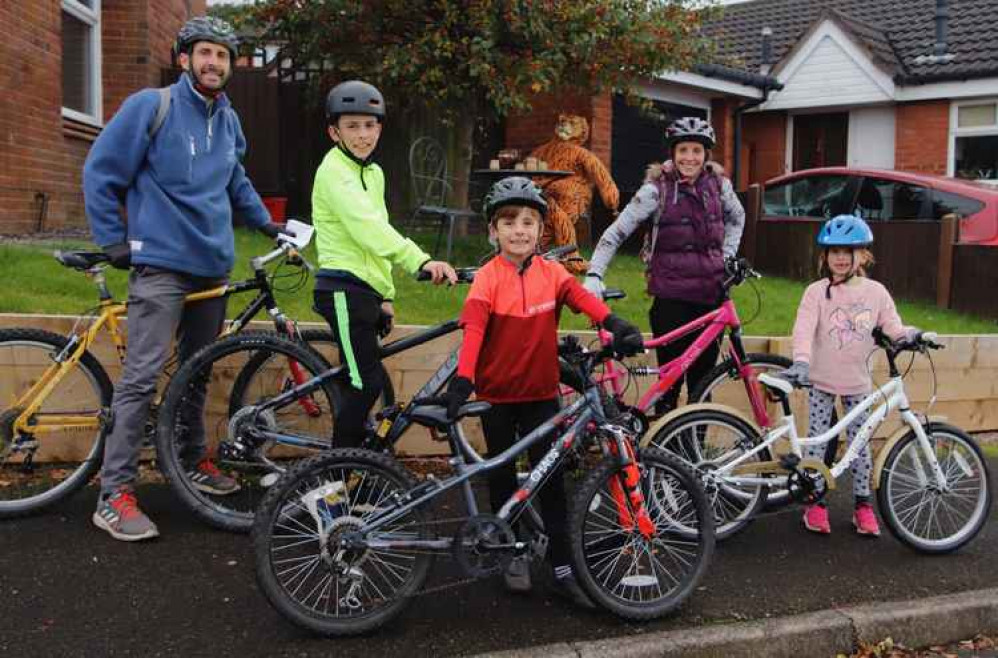 Families enjoying the Ho Ho Scarecrow trail. Image kindly provided by Duncan Cowley Families enjoying the Ho Ho Scarecrow trail. Image kindly provided by Duncan Cowley