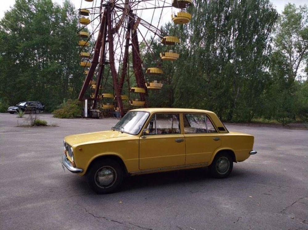 A Nottingham garage chain which has a branch in Hucknall has arranged for a Ukrainian tour vehicle which was stolen and vandalised by Russian troops to be repaired. Photo courtesy of Lindleys Autocentres.