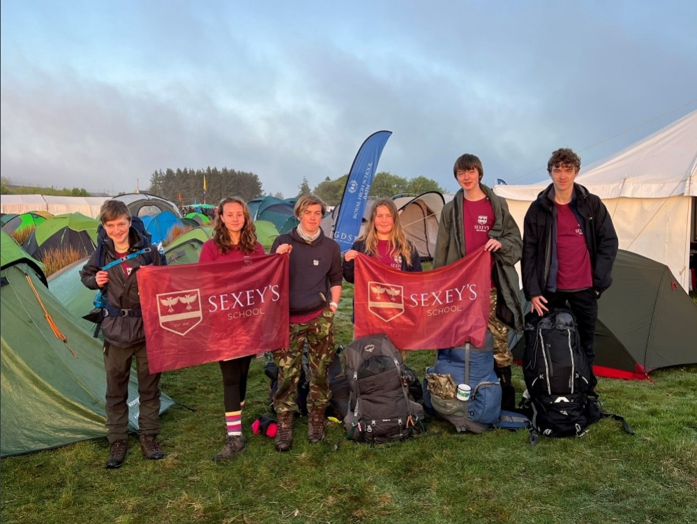Congratulations to these Bruton pupils Congratulations to these Bruton pupils