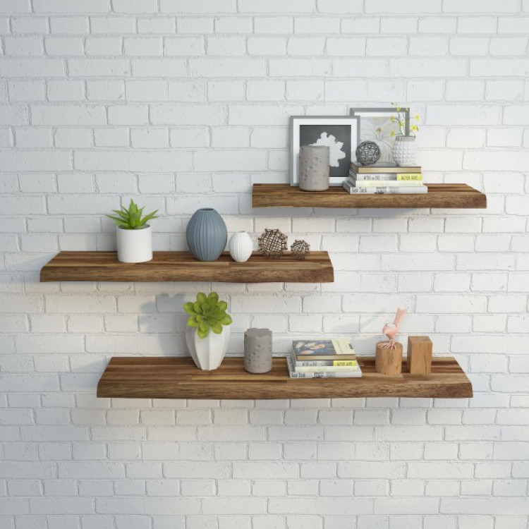 Find floating shelves in multiple styles, colours, and layouts to add the perfect storage touch to your home or office. 