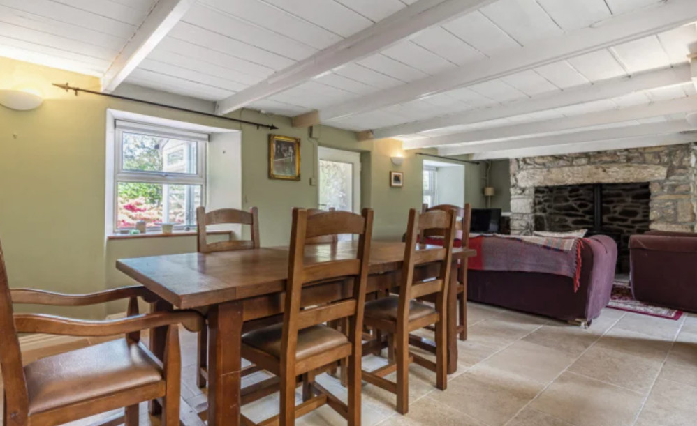 Check out this three bed cottage in Ashton. The dining area. 