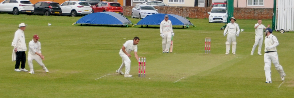 Run out, or not (Picture credit: Nub News) Run out, or not (Picture credit: Nub News)