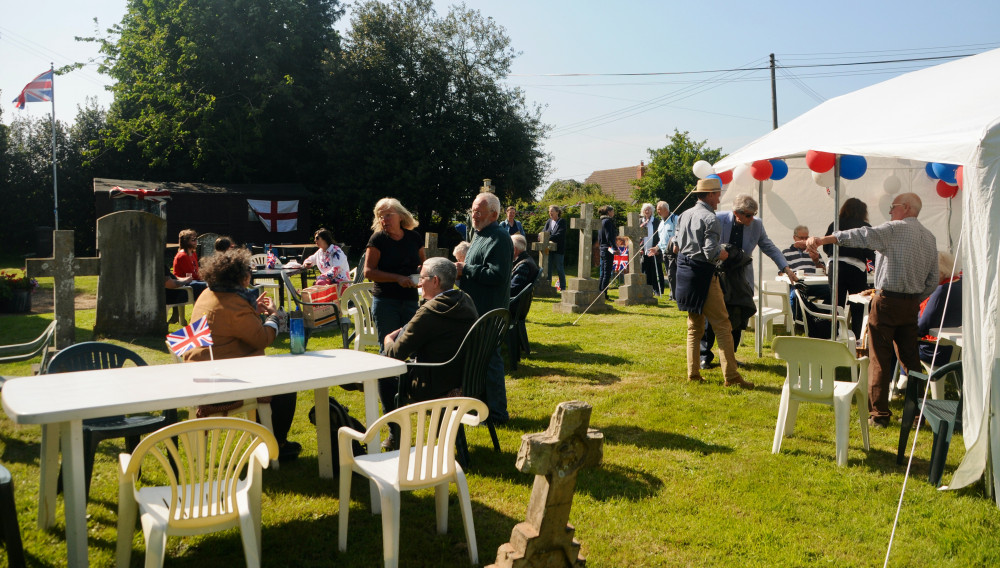 Erwarton picnic (Picture credit: Peninsula Nub News)