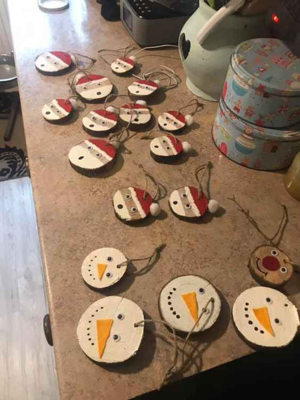 To buy one of Zan and Evie's pretty decorations, please send a message to Zan's Facebook! To buy one of Zan and Evie's pretty decorations, please send a message to Zan's Facebook!