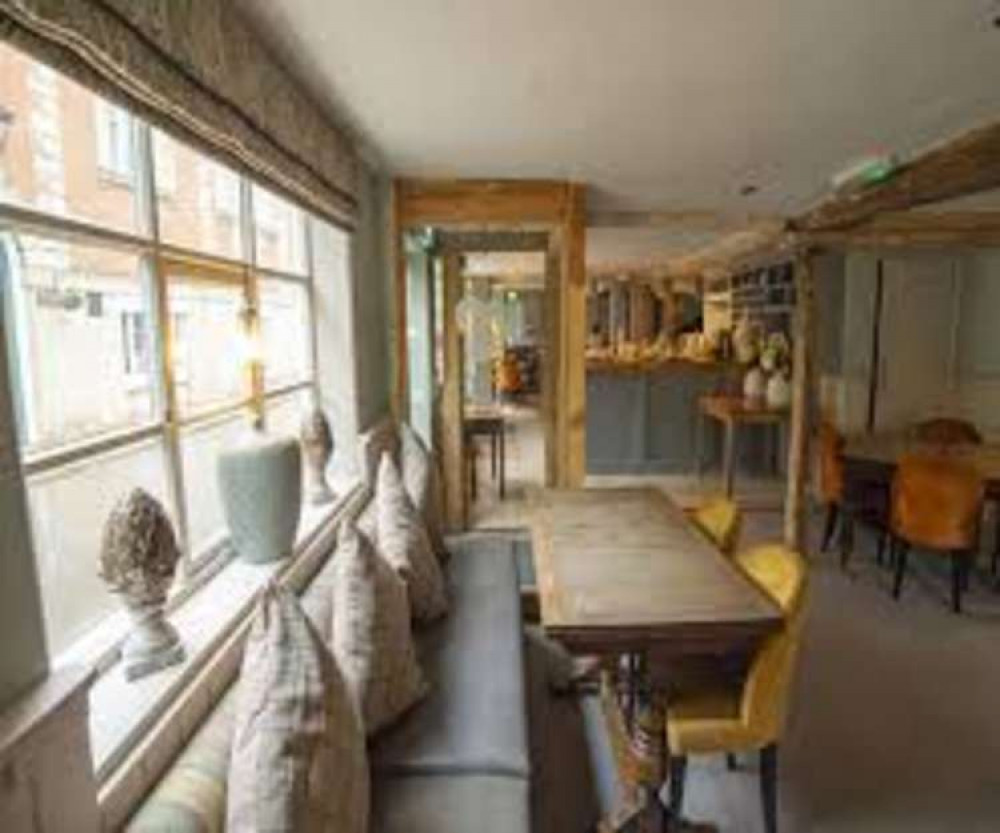 Hadleigh Ram inside (Picture credit: Greene King pubs)