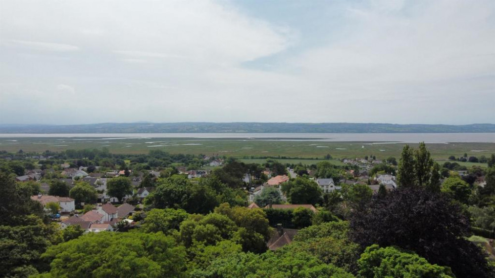 Property of the Week: this 3 or 4 bedroom detached house on The Roscote in Lower Heswall