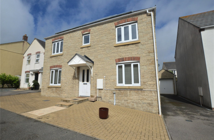 See this four bed house in Helston from Bradleys Estate Agents.