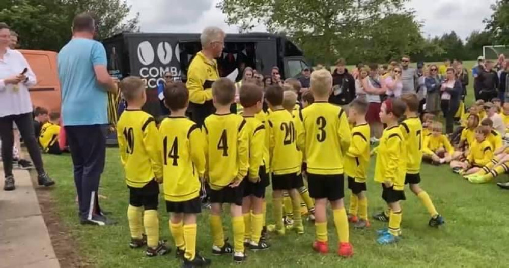 Chairman Paul Moore handing out prizes to young Holbrook Hornets (Picture contributed)