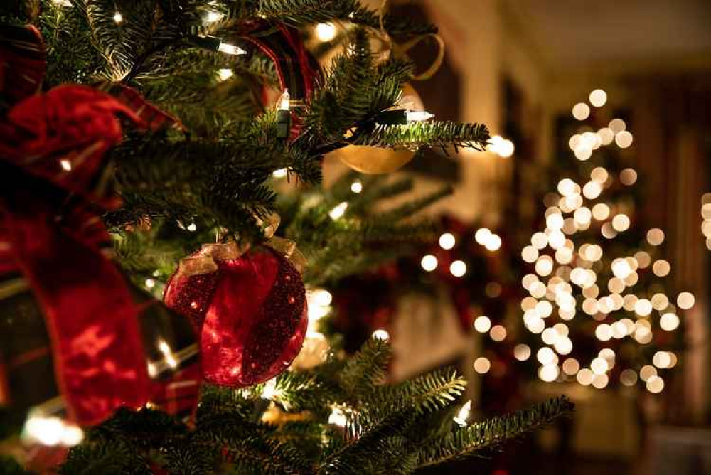 Local residents are encouraged to light up their houses at 6pm on 5th December Local residents are encouraged to light up their houses at 6pm on 5th December