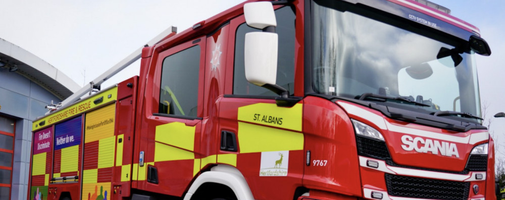 Firefighters dealt with 70 acre field fire at Codicote, near Hitchin, that also saw horses evacuated from nearby stables as a precaution. CREDIT: Herts Fire Service 