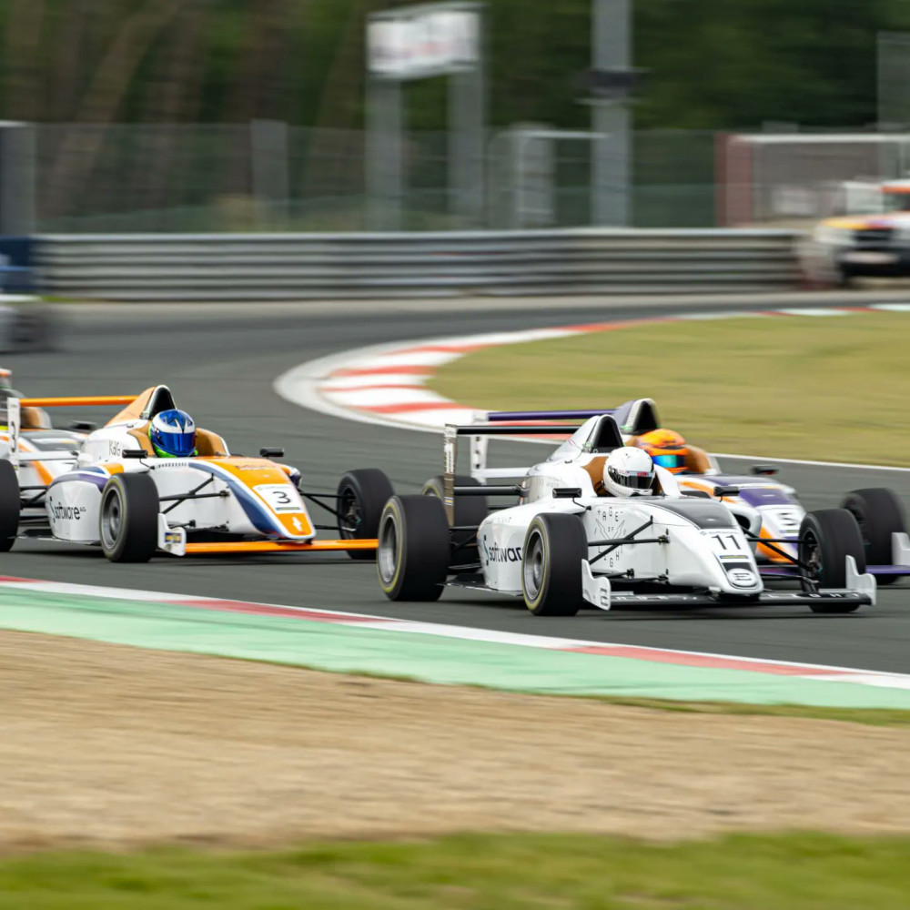 Up Close: International Motor Racing series born in a North Herts pub holds first race