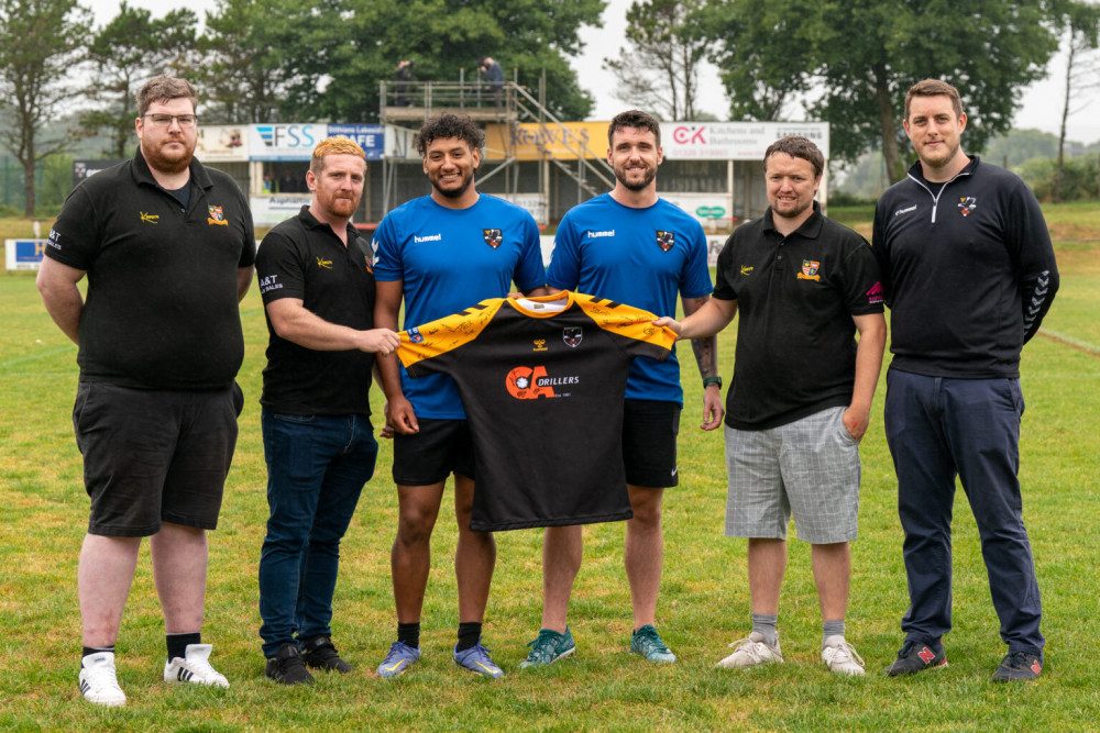 Cornwall RLFC have donated a signed playing shirt to Finnsarmy – Patrick Tod.