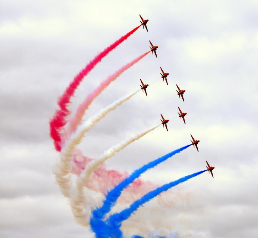 The iconic red jets doing a display 