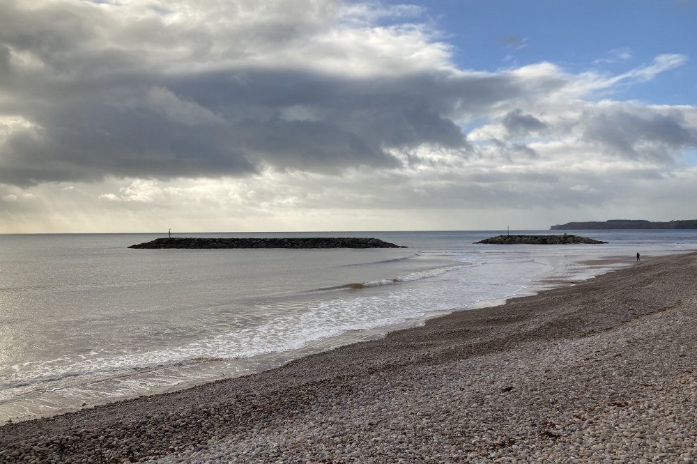 Rock islands off Sidmouth town beach (Nub News/ Will Goddard)