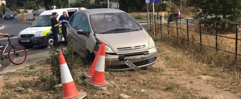 Car found damaged and abandoned (Picture contributed)