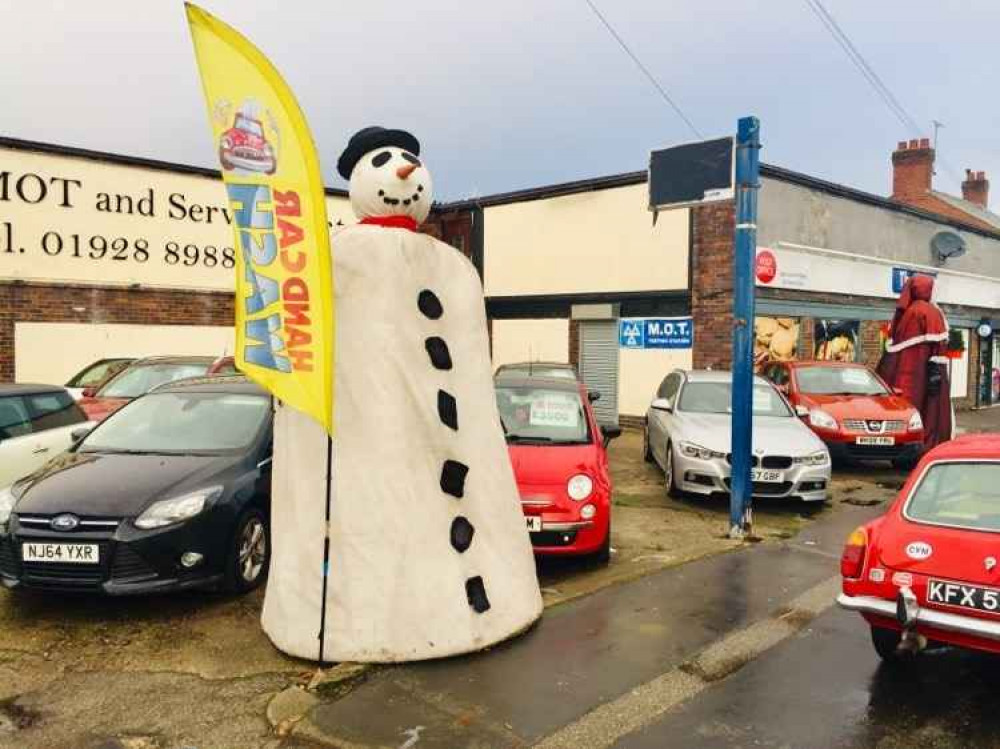 The giant snowman. Photo: Ho Ho Helsby. The giant snowman. Photo: Ho Ho Helsby.