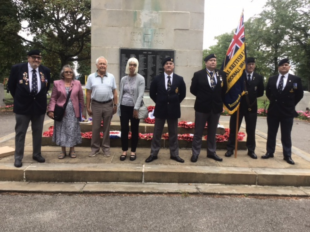 There was a good turnout on Saturday afternoon for the short commemoration to mark 100 years since the Cenotaph was unveiled at Hucknall’s Titchfield Park. Photo Credit: John Wilmott.