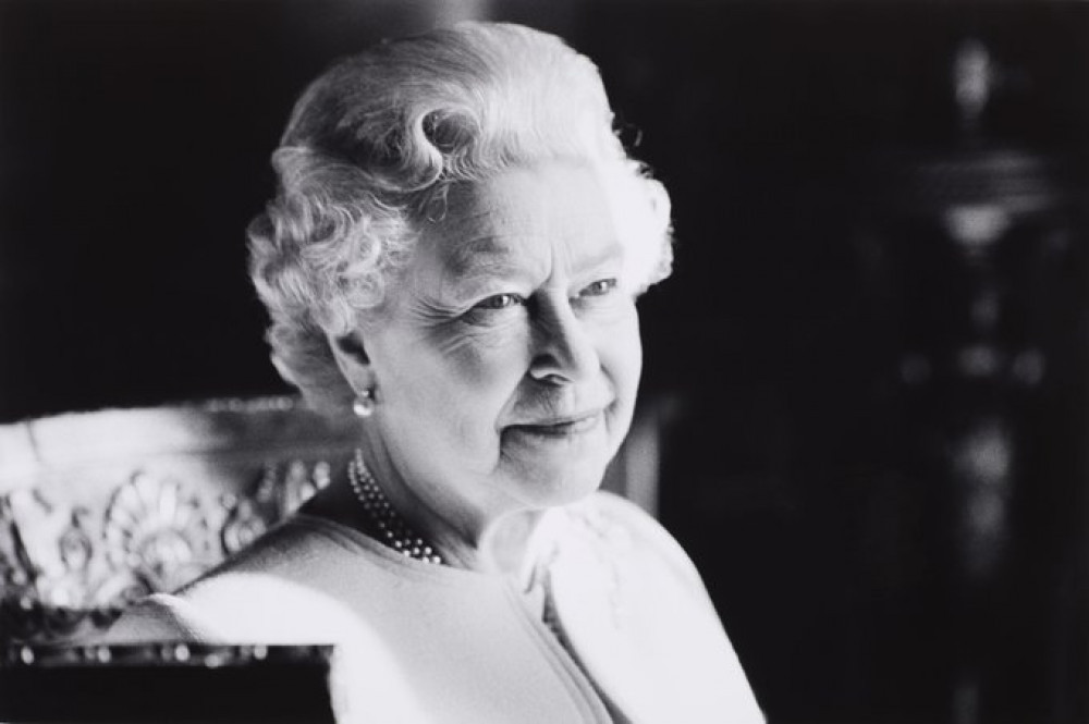 Queen Elizabeth II (Buckingham Palace).